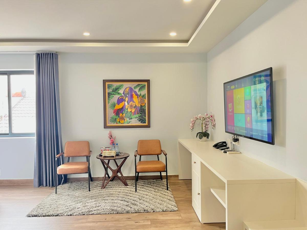 Ballantine Hotel Ho Chi Minh-stad Buitenkant foto